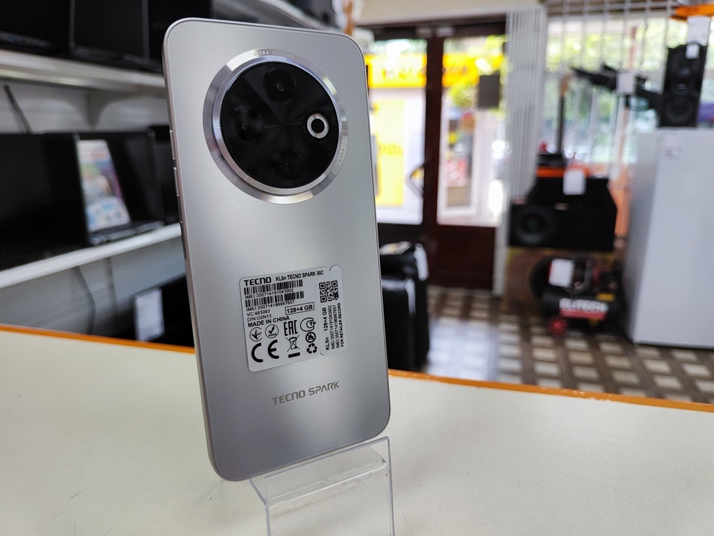Смартфон Tecno SPARK 30C 4/128