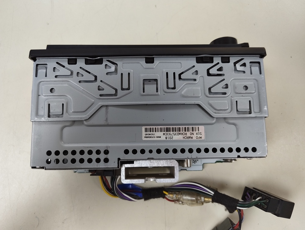 Автомагнитола Pioneer MVH-S100UBW