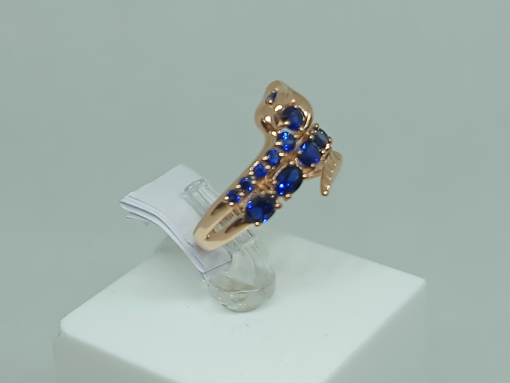 КОЛЬЦО С КАМНЯМИ (Au 585)