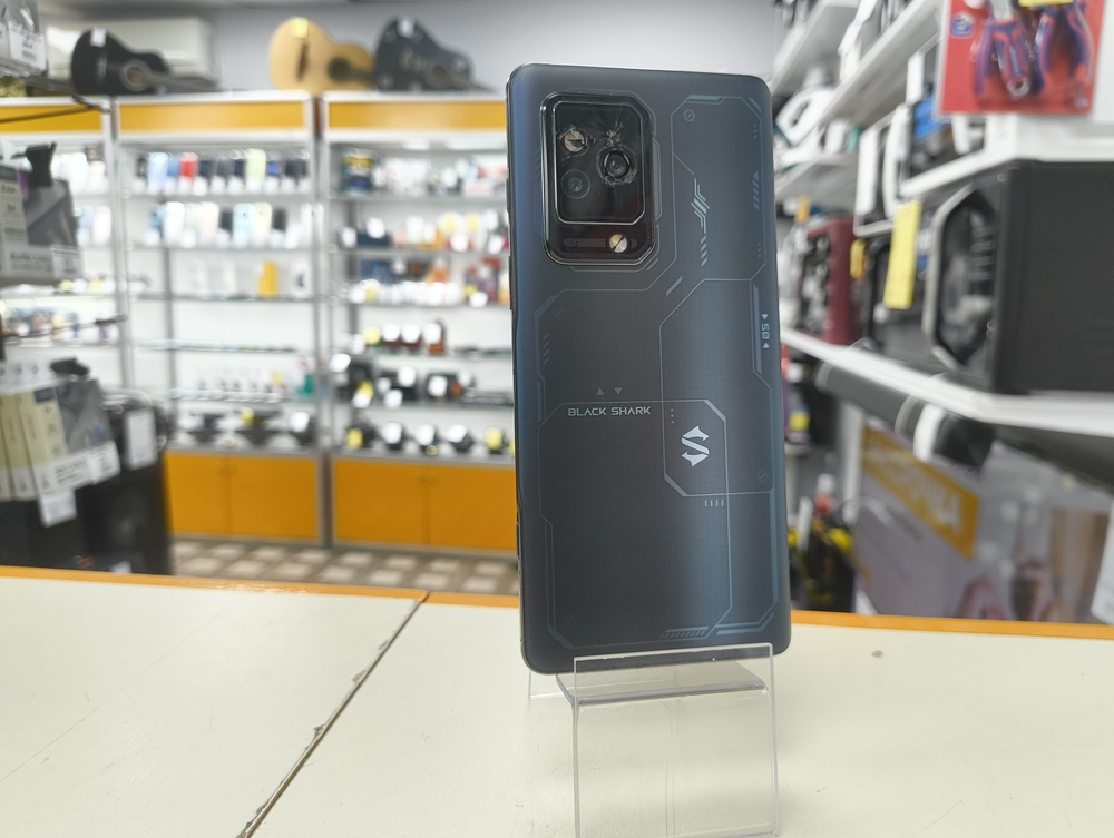 Смартфон Black Fox BMM531B