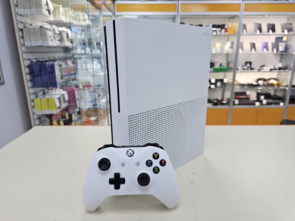 Игровая приставка Xbox One S 500Gb