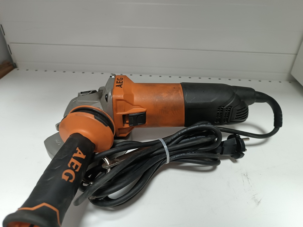 Угловая шлифмашина AEG WS 12-125