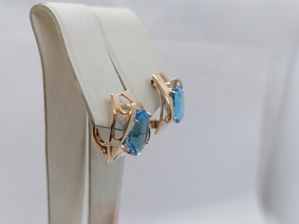 СКМ585 СЕРЬГИ С КАМНЕМ (Au 585)