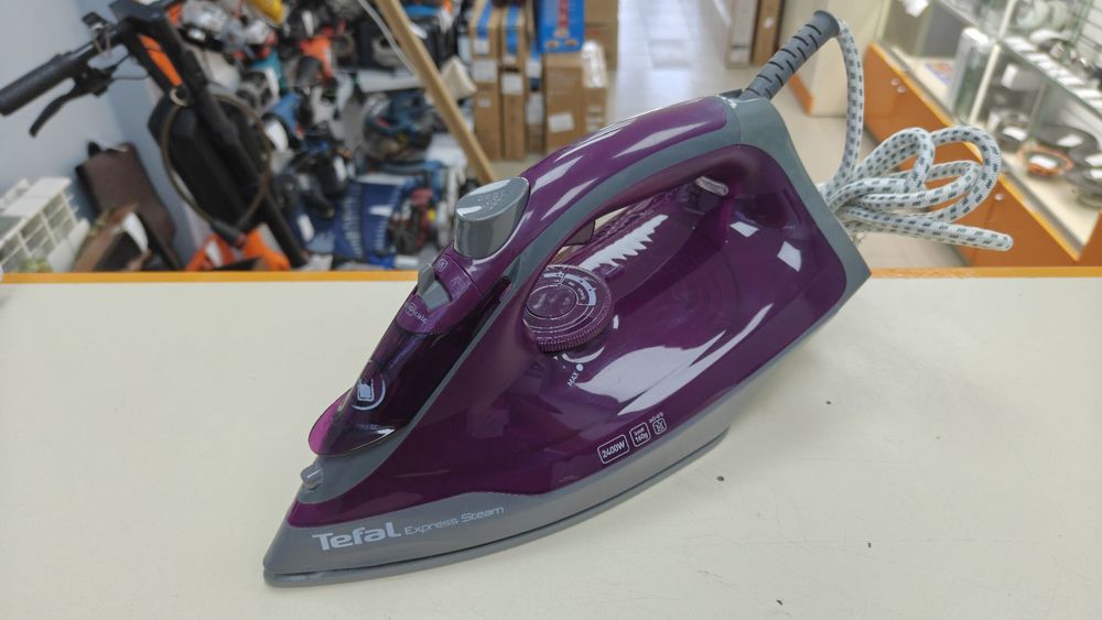 Утюг Tefal FV2847E0