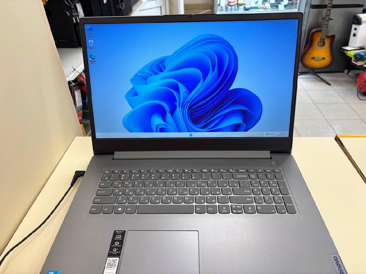Ноутбук Lenovo *; Pentium Gold 7505, Intel UHD Graphics, 4 Гб, 120 Гб, Нет