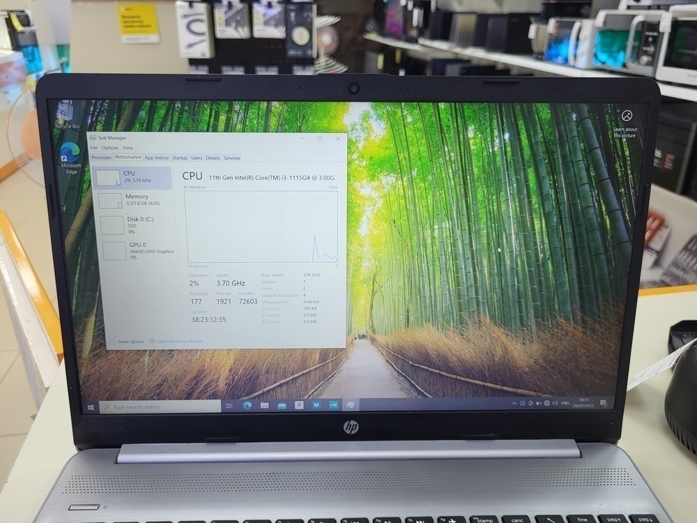 Ноутбук HP 250 G8; I3-1115G4, Intel UHD Graphics, 8 Гб, 256 Гб, Нет