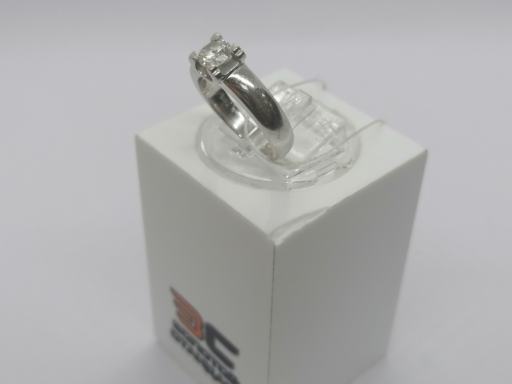 КОЛЬЦО БРИЛЛИАНТ Au 500