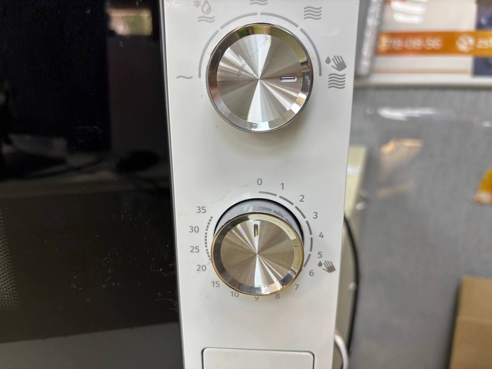 Микроволновая печь Gorenje M017E1W