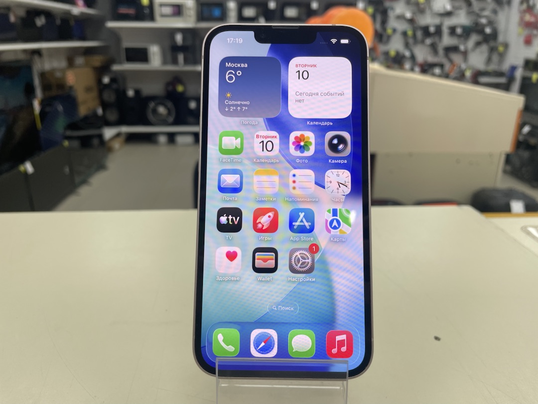 Смартфон Apple iPhone 13 128Gb