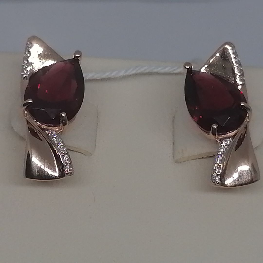 СКМИ585 СЕРЬГИ С КАМНЯМИ (Au 585)