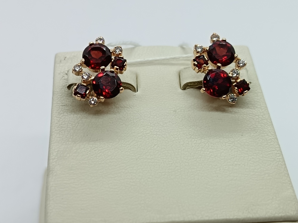 СКМИ585 СЕРЬГИ С КАМНЯМИ (Au 585)