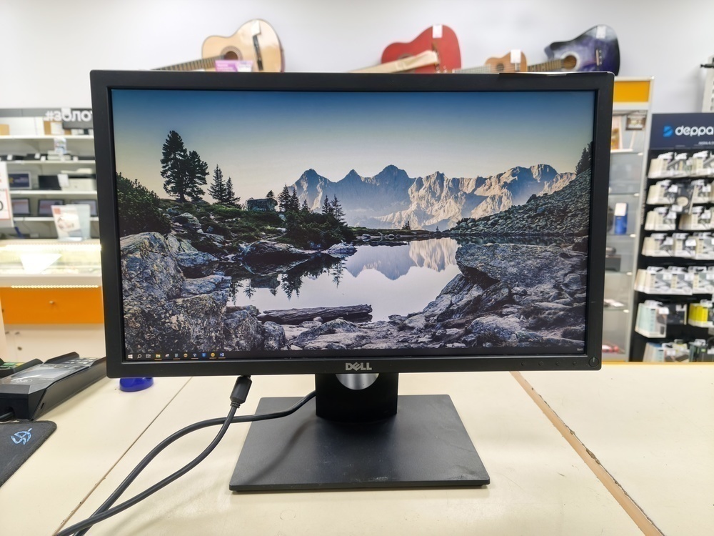 Монитор Dell E2216H