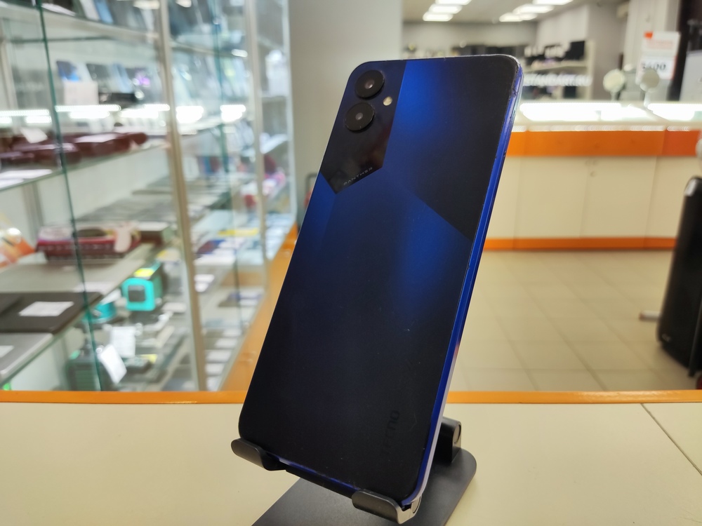 Смартфон Tecno Pova 4 8/128Gb