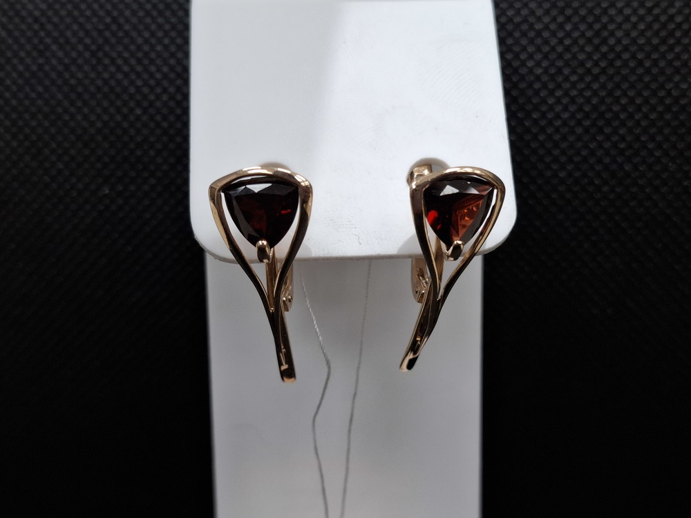 СКМ585 СЕРЬГИ С КАМНЕМ (Au 585)