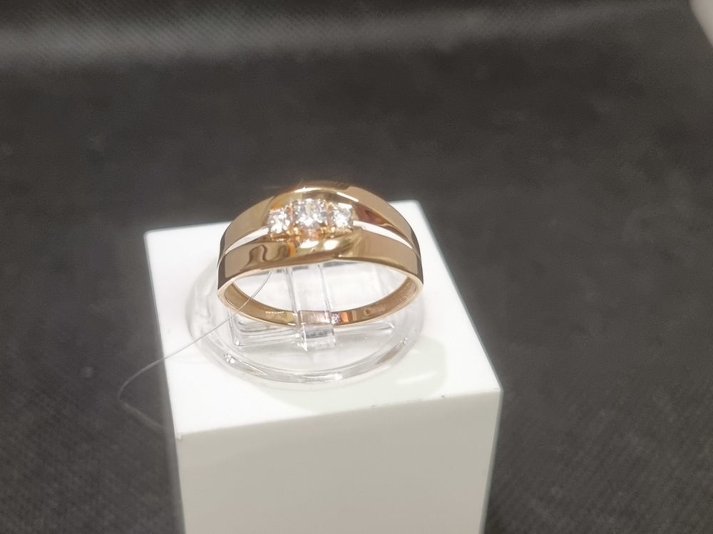 КОЛЬЦО С КАМНЯМИ (Au 585)