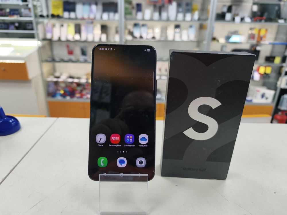 Смартфон Samsung Galaxy S22 8/256