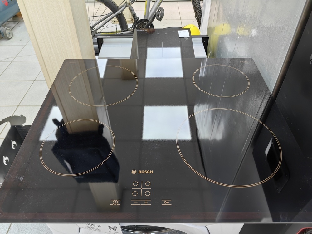 Встраиваемая электрическая панель Bosch PKE611BA1R/01