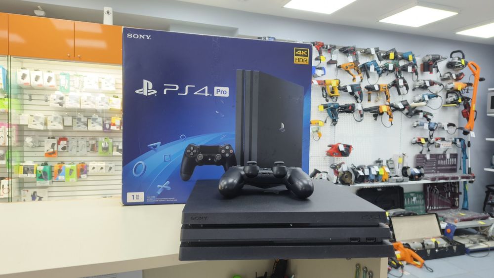 Игровая приставка PlayStation 4 Pro 1Tb