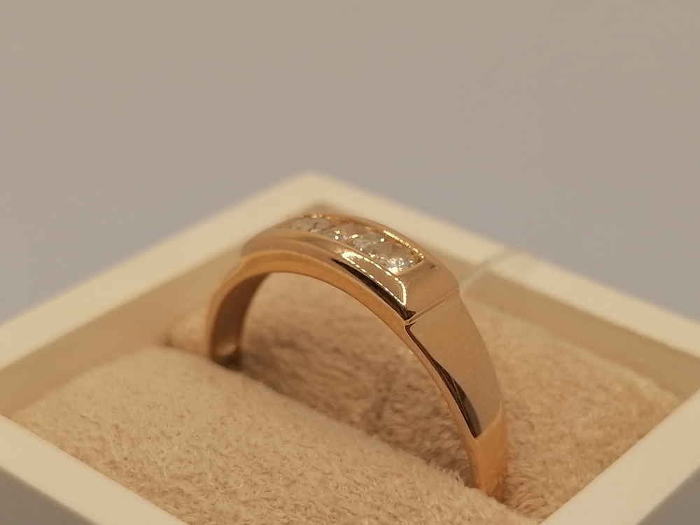 51-110-01553-1 КОЛЬЦО С КАМНЯМИ (Au 585)