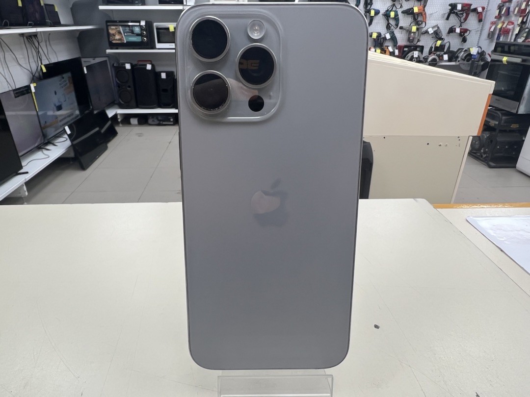 Смартфон Apple iPhone 15 Pro Max 256Gb