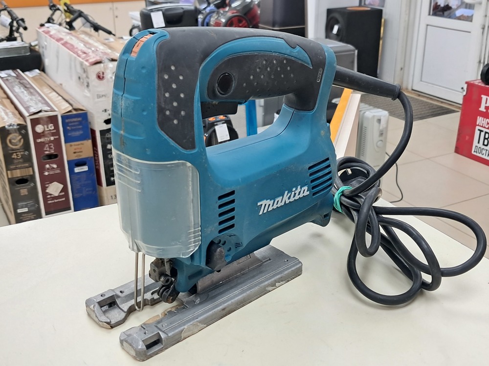 Лобзик Makita 4329