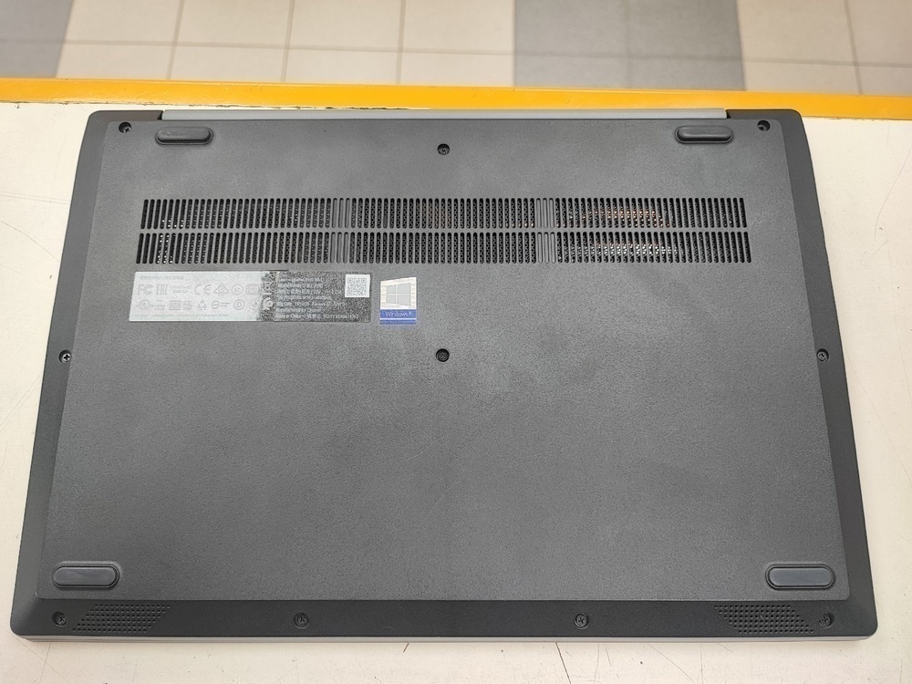 Ноутбук Lenovo ,; Core i3-1005G1, Intel UHD Graphics G1, 8 Гб, 256 Гб, Нет