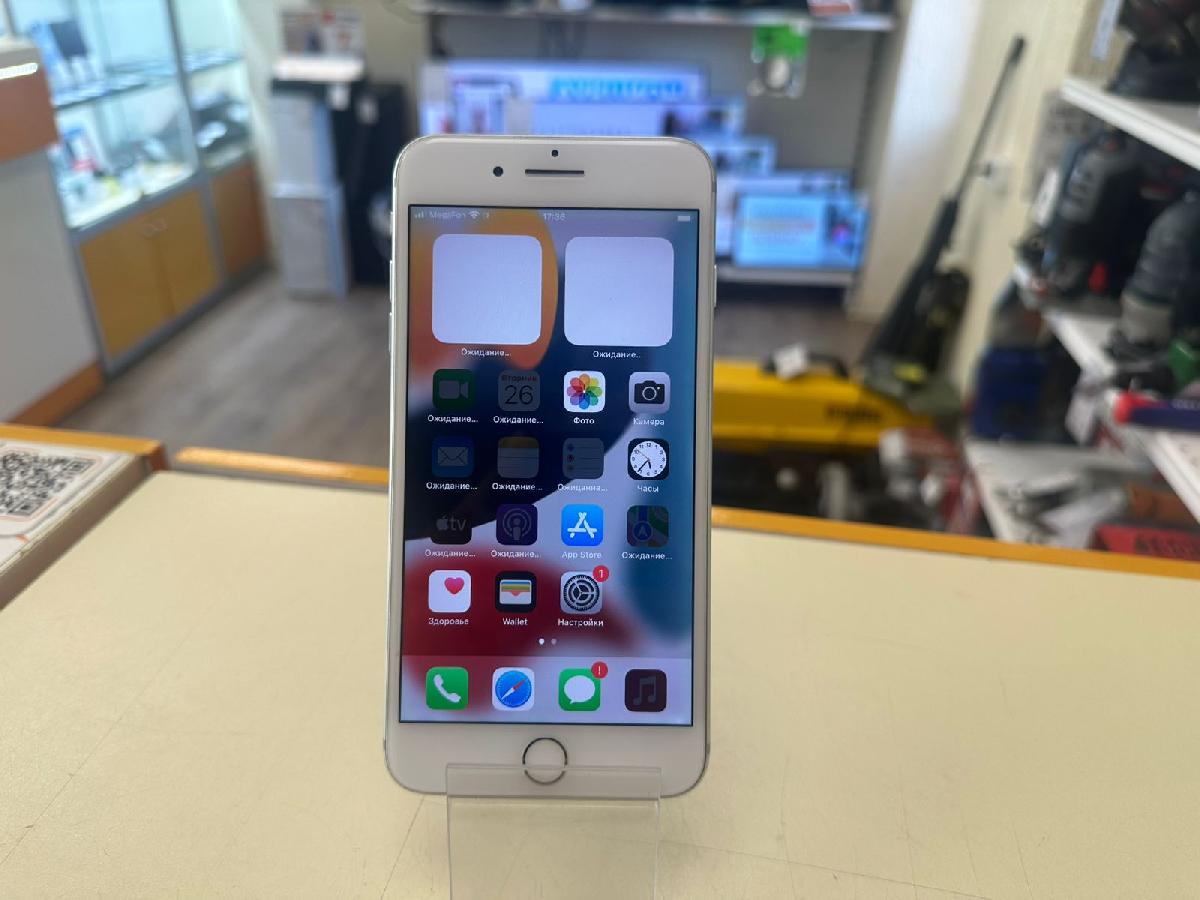 Смартфон Apple iPhone 7 Plus 128Gb
