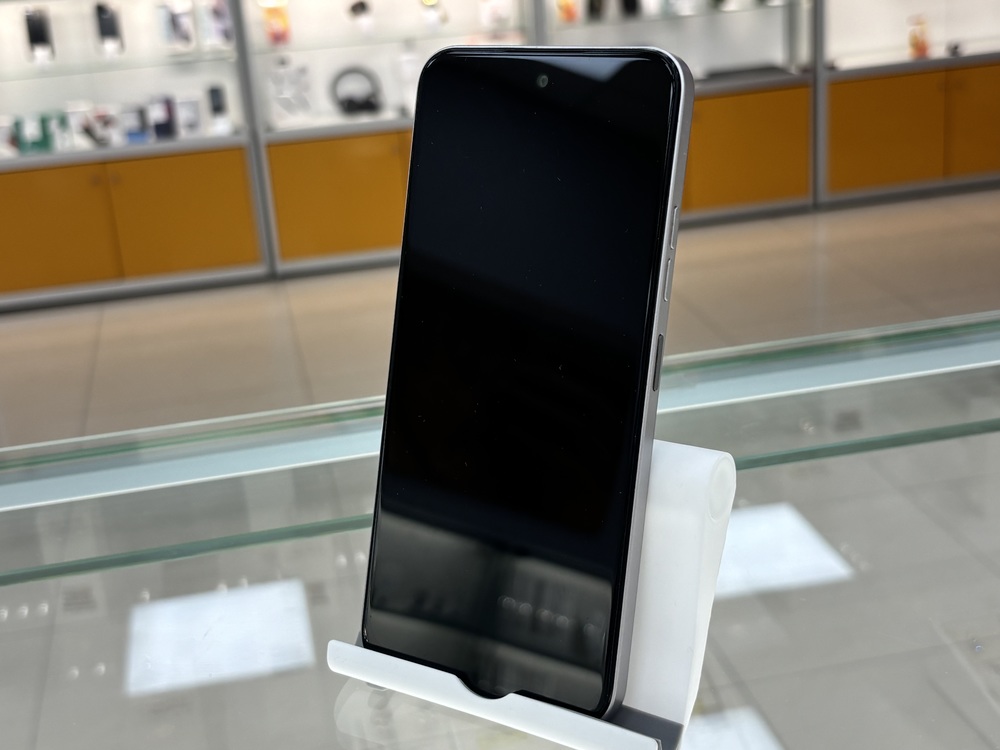 Смартфон Tecno SPARK 30C 4/128