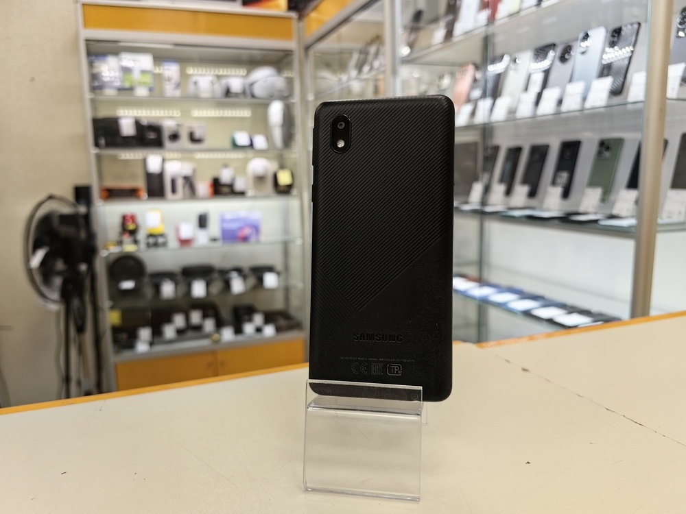 Смартфон Samsung Galaxy A01 Core 2/16