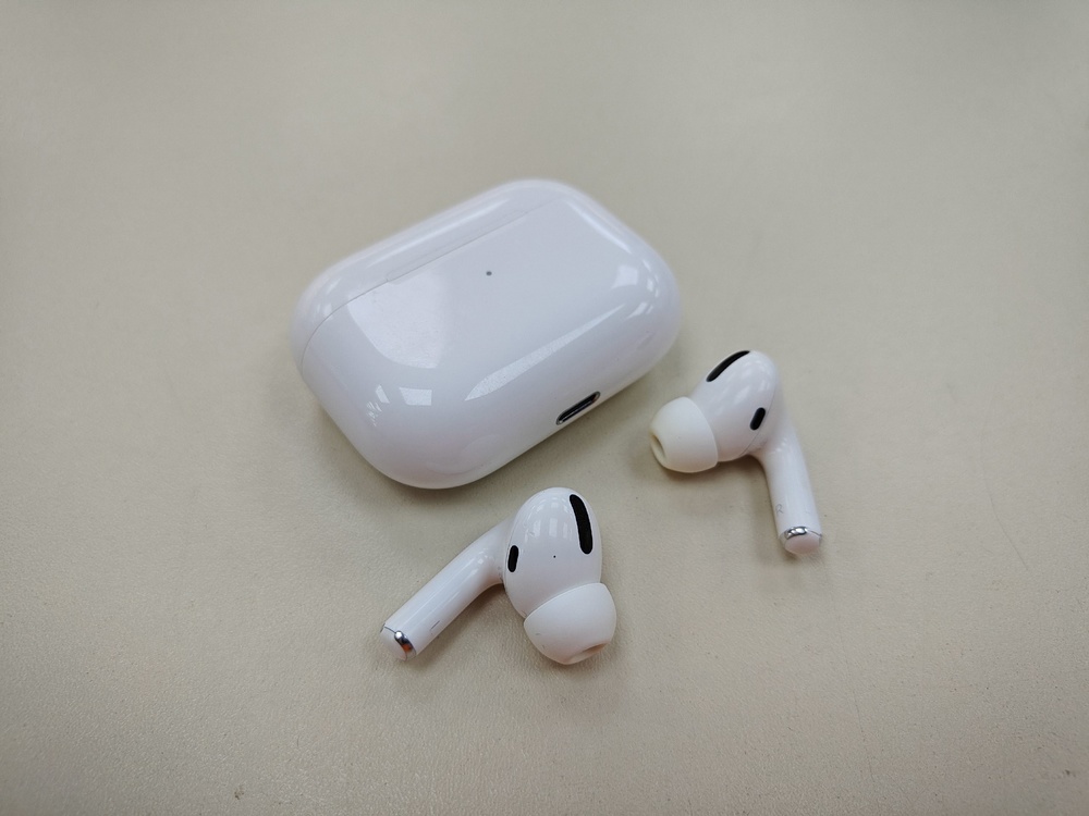 Наушники беспроводные Apple AirPods Pro