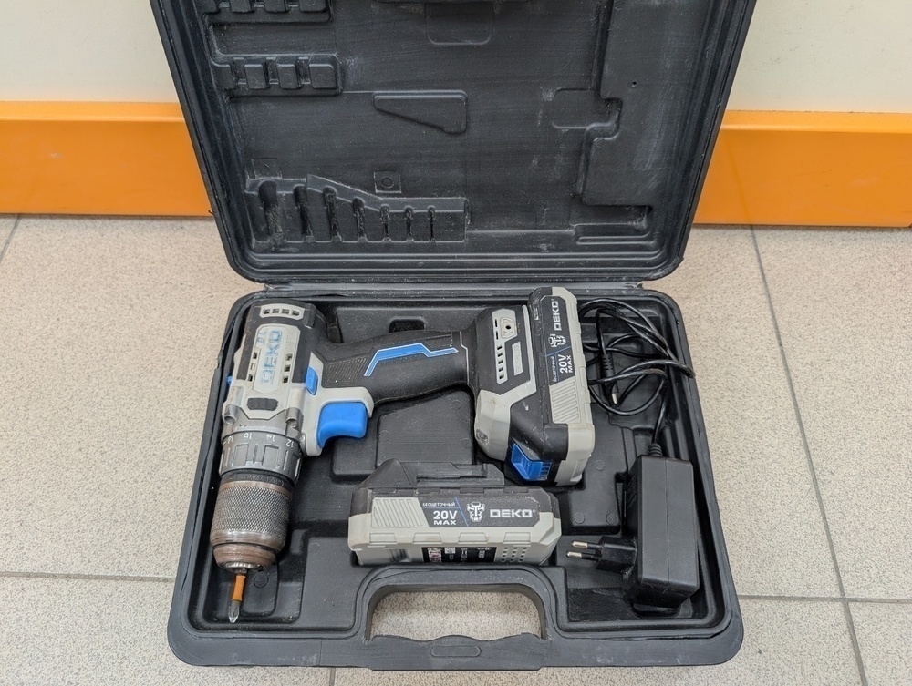 Шуруповерт Deko ZKCID20V