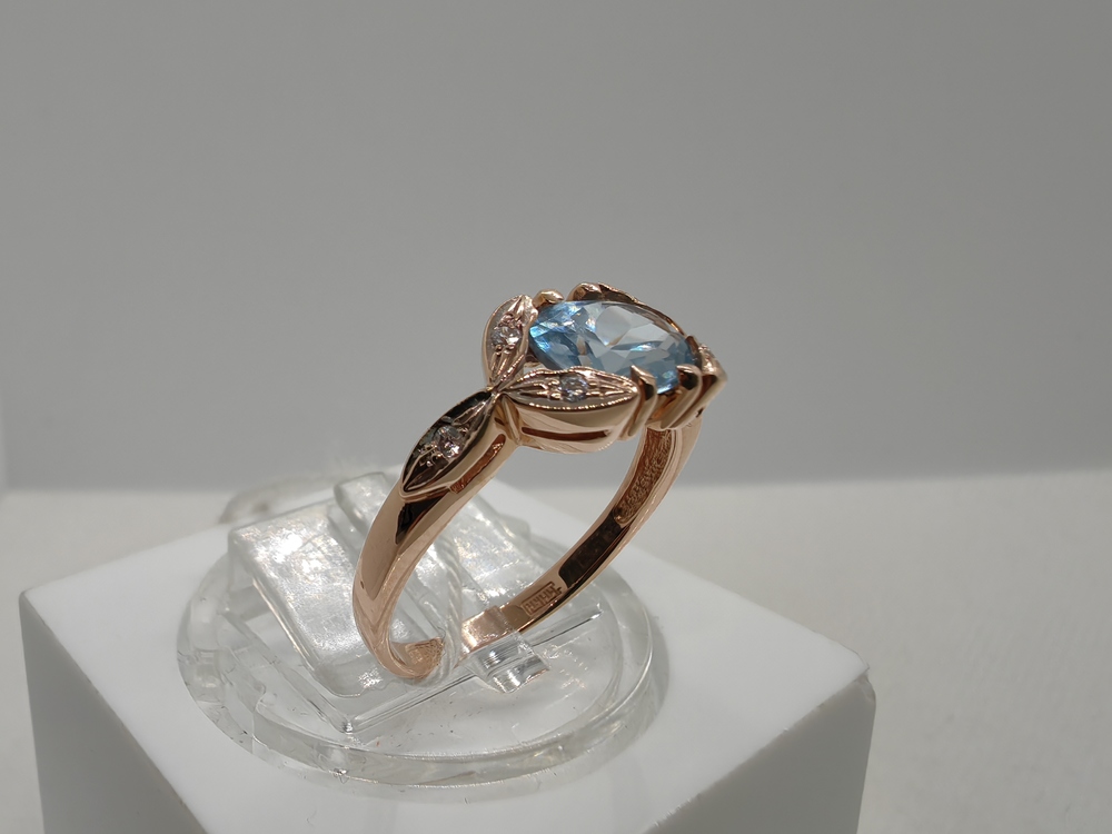 КОЛЬЦО С КАМНЯМИ (Au 585)