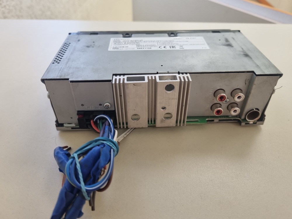 Автомагнитола Kenwood KMM-125