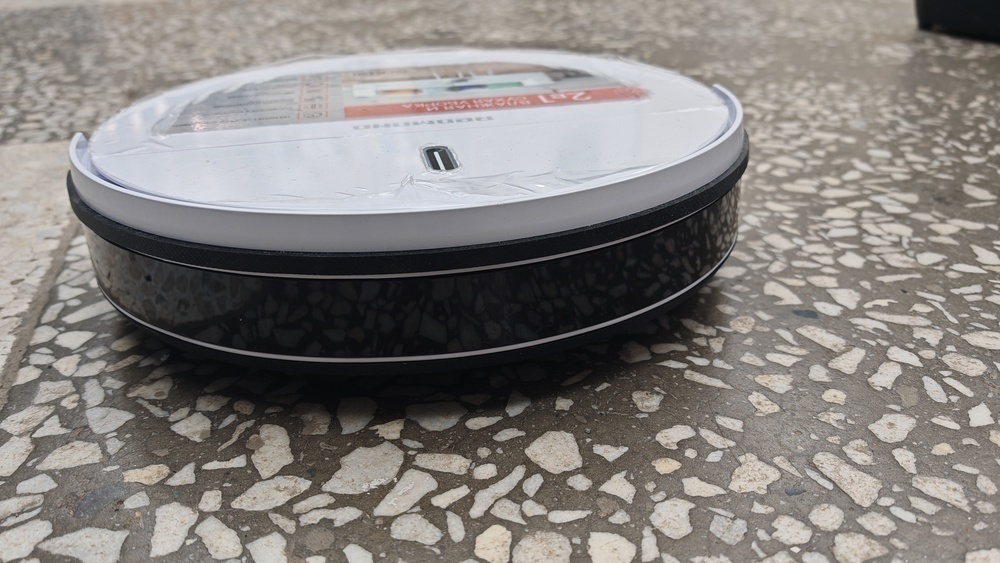 Пылесос Redmond RV-R450