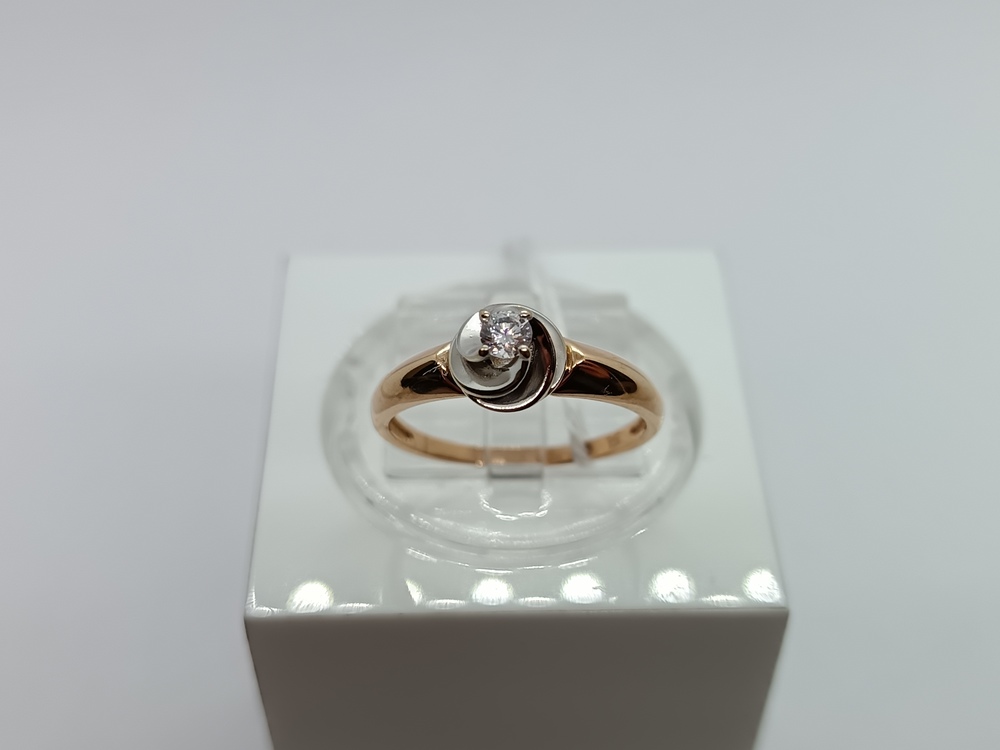 КОЛКМ585 КОЛЬЦО С КАМНЕМ (Au 585)