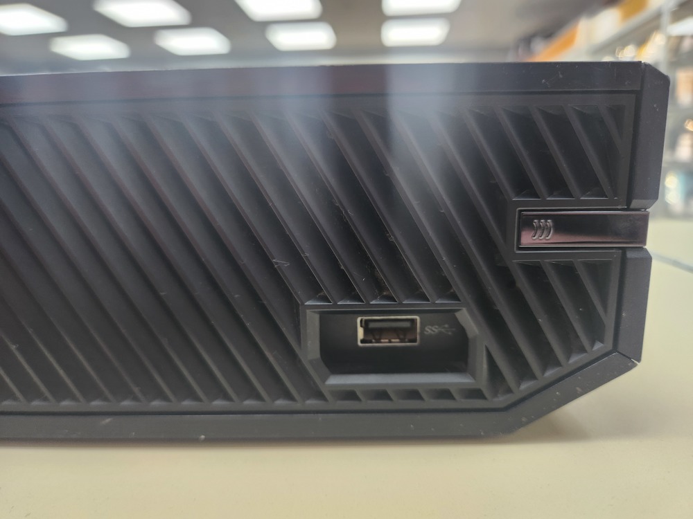 Игровая приставка Xbox One 500Gb