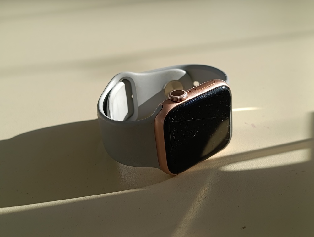 Смарт-часы Apple Watch Series 5 40 мм