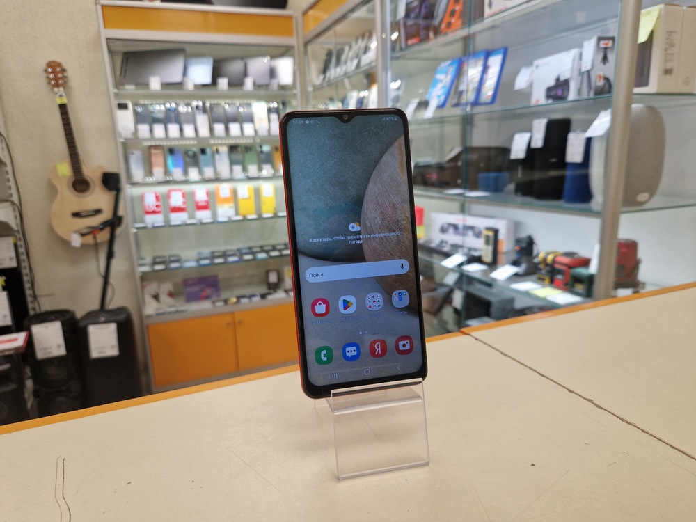 Смартфон Samsung Galaxy A12 3/32