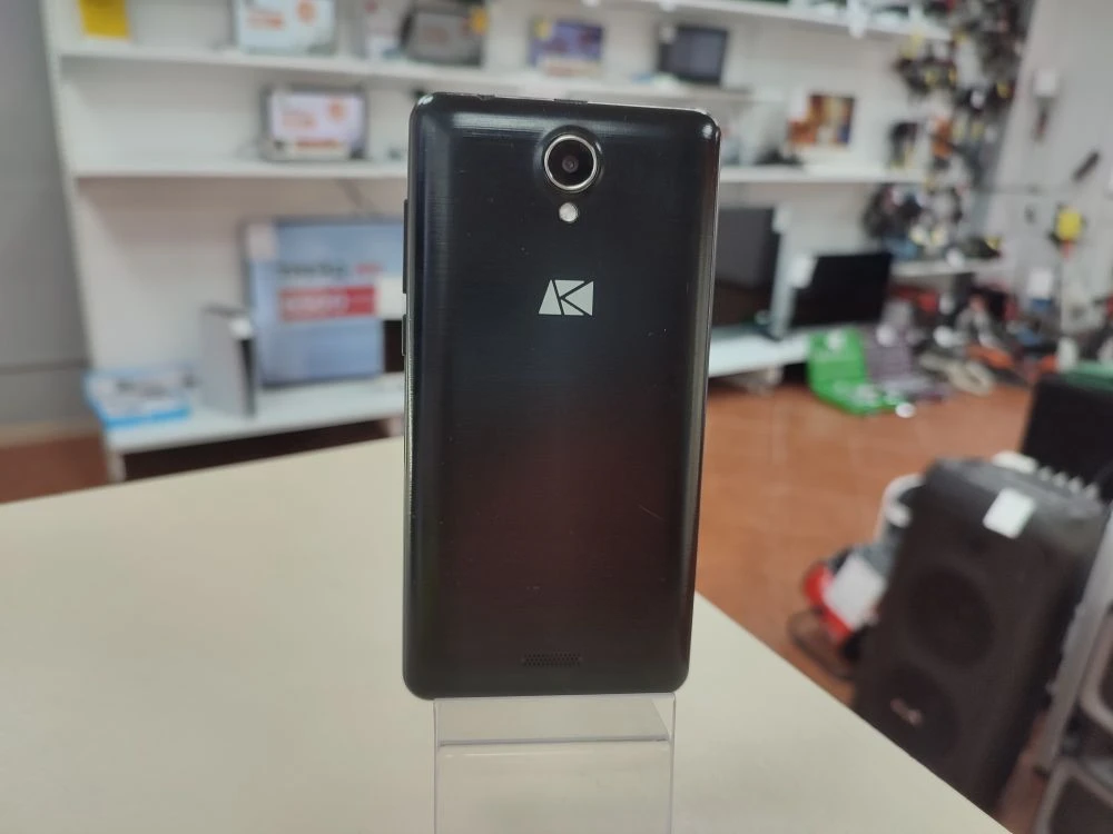 Смартфон ARK Benefit S453