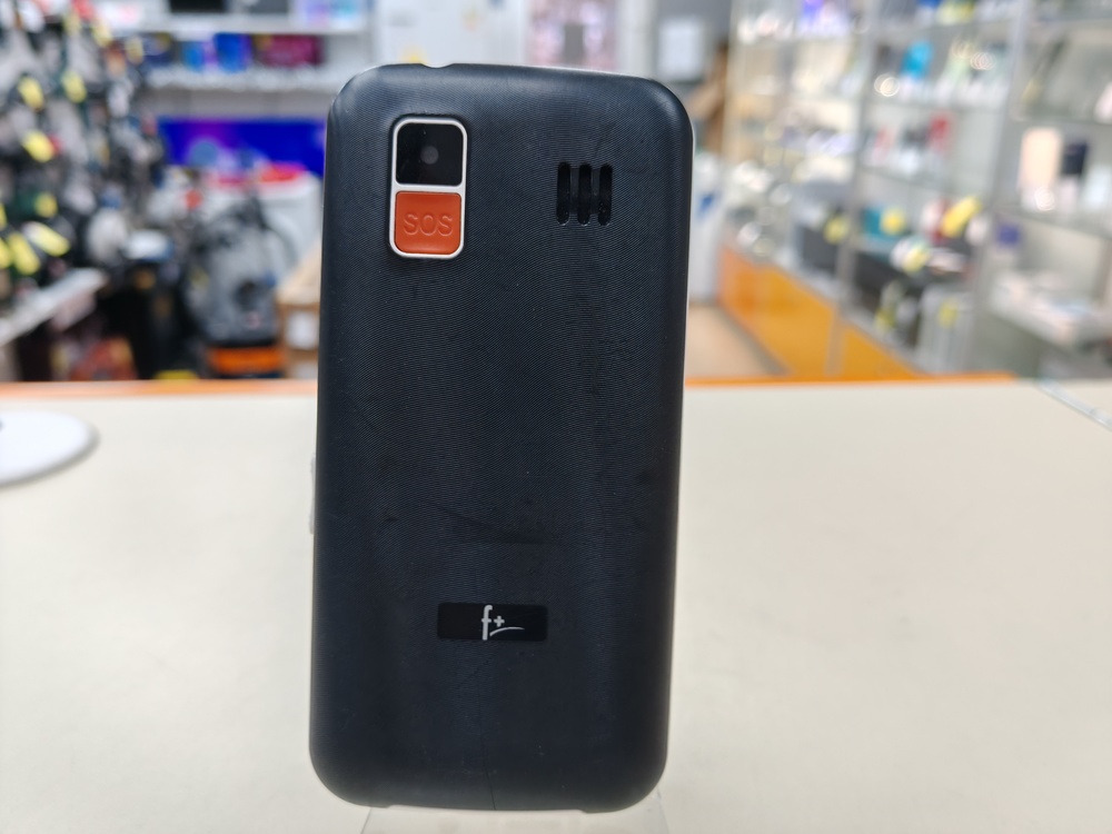 Мобильный телефон Fly Ezzy 5