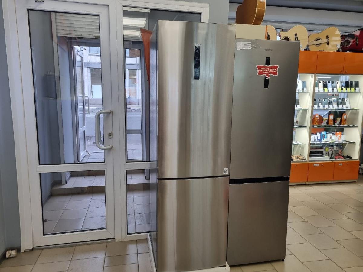 Холодильник Haier C4F640CXU1