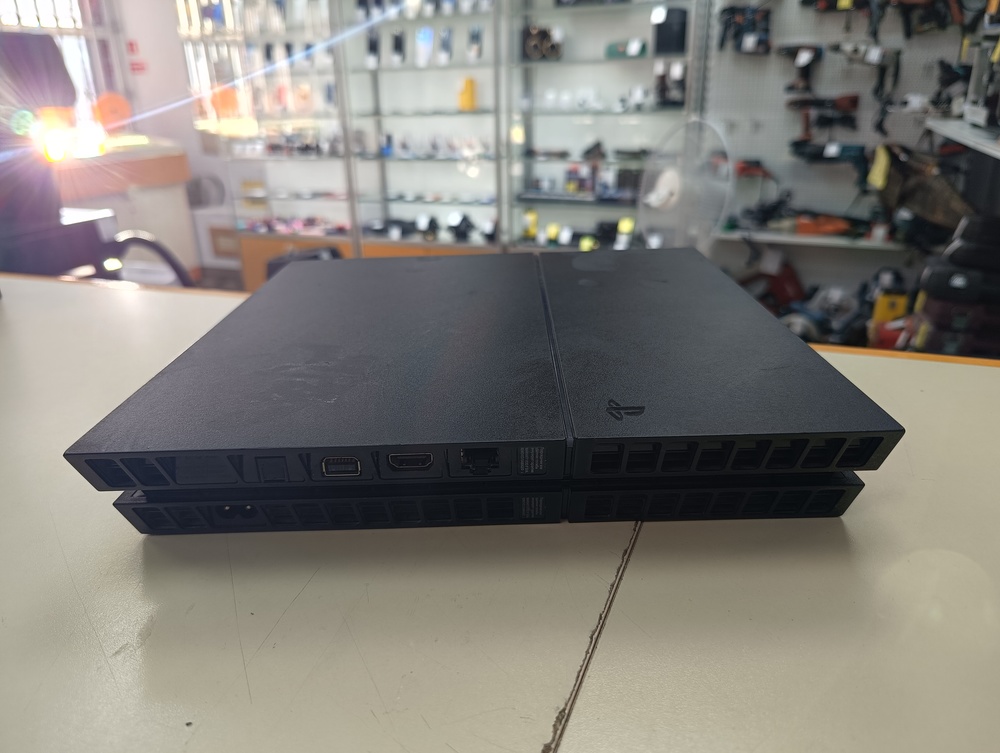 Игровая приставка PlayStation 4 500GB
