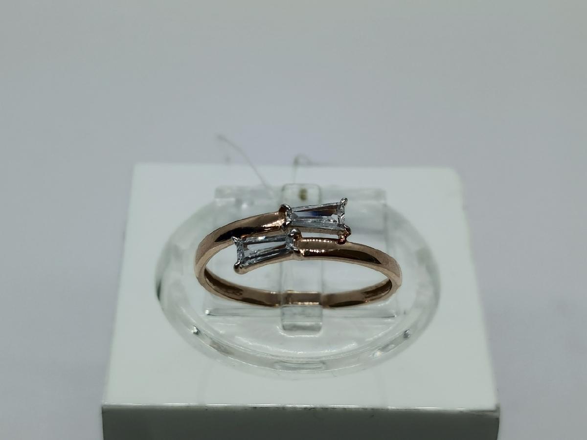 КОЛЬЦО С КАМНЯМИ (Au 585)