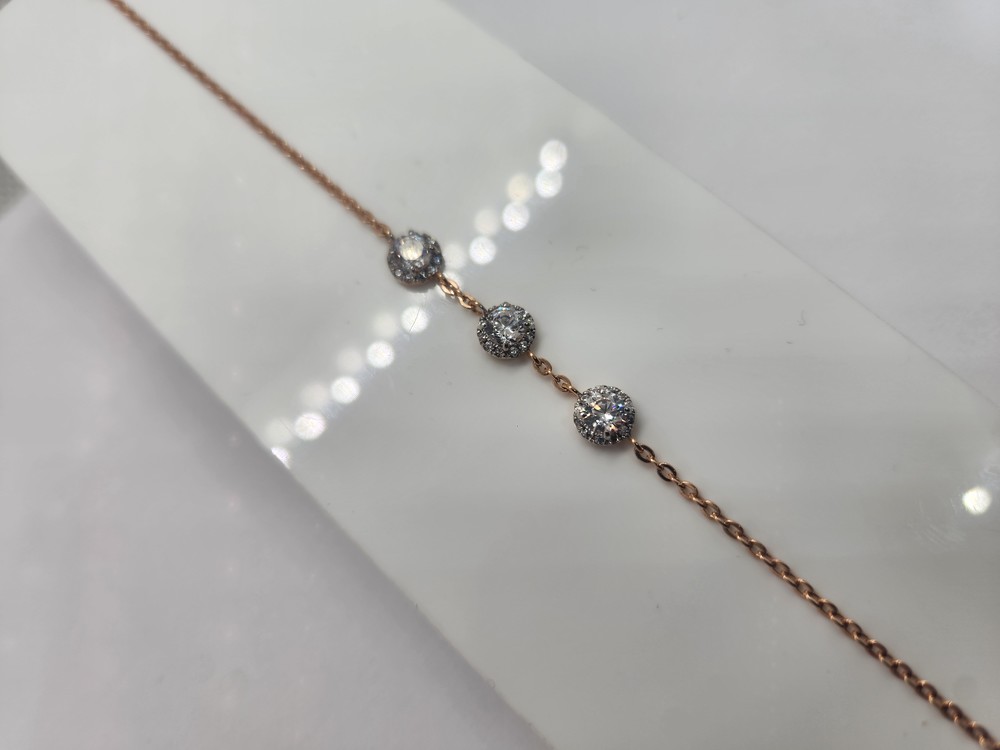 Б585 БРАСЛЕТ С КАМНЯМИ (Au 585)