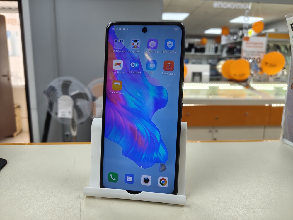 Смартфон Tecno Camon 18 6/128Gb