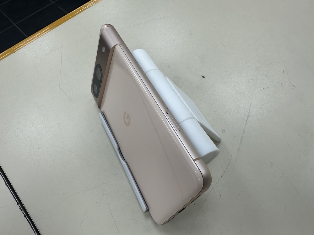 Смартфон Google Pixel 8 8/128