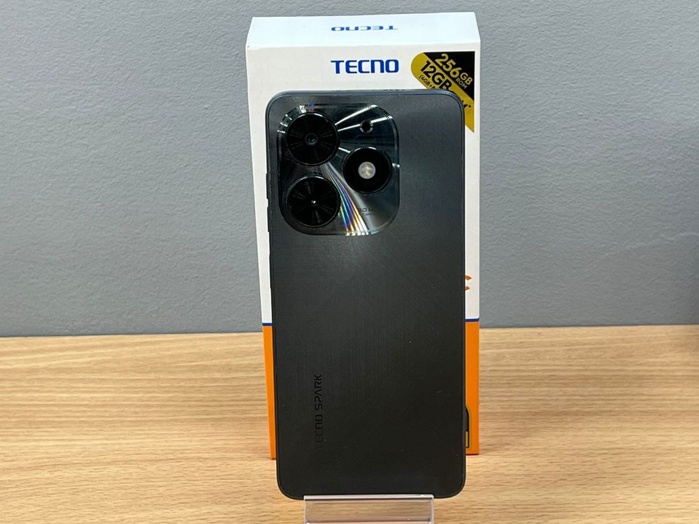 Смартфон Tecno Spark 20C 4/256