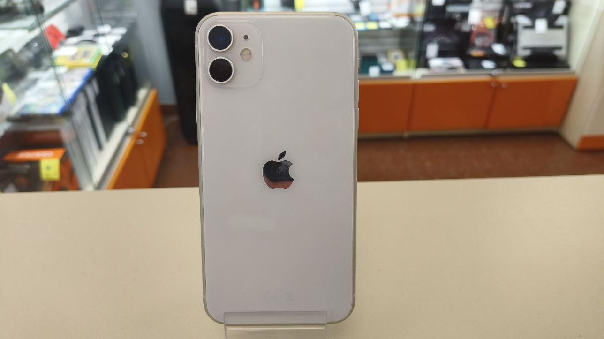Смартфон Apple iPhone 11 128Gb