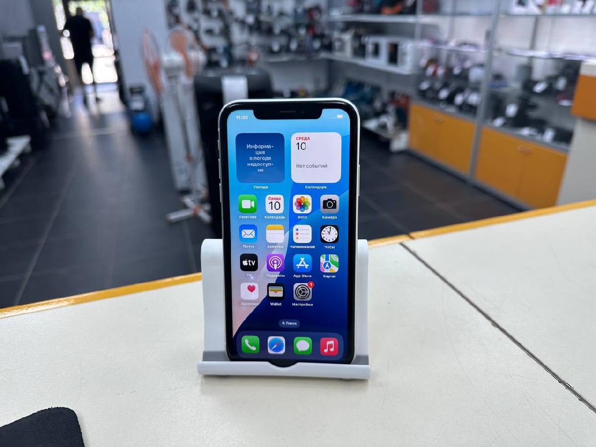 Смартфон Apple iPhone Xr 64Gb