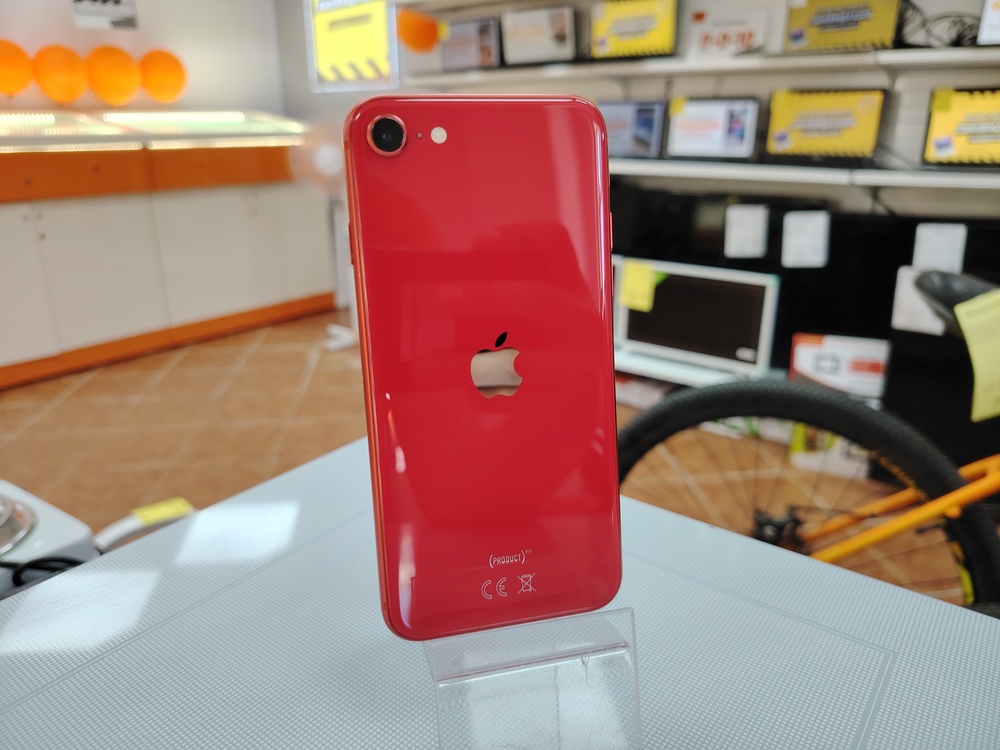 Смартфон Apple iPhone SE 2020 64Gb